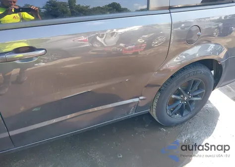 2019 Dodge Grand Caravan Gt from USA, damaged, VIN 2C4RDGEG0KR693834